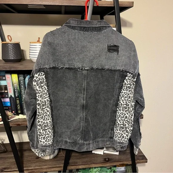 POL Denim Animal Print Jacket Size S - Picture 3 of 6